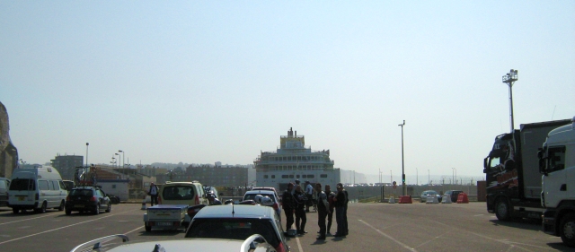 the queue for the ferry at dieppe